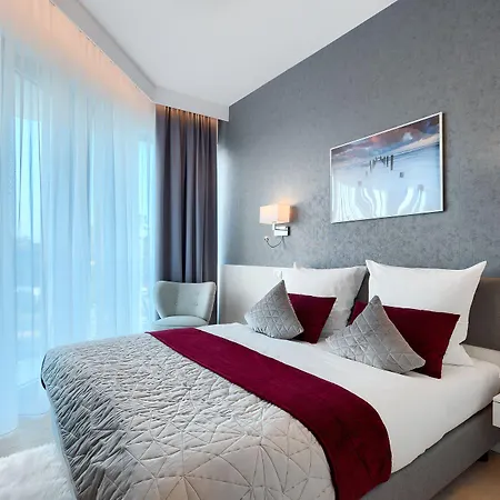 Dune - C Hotel apartamentowy 4*